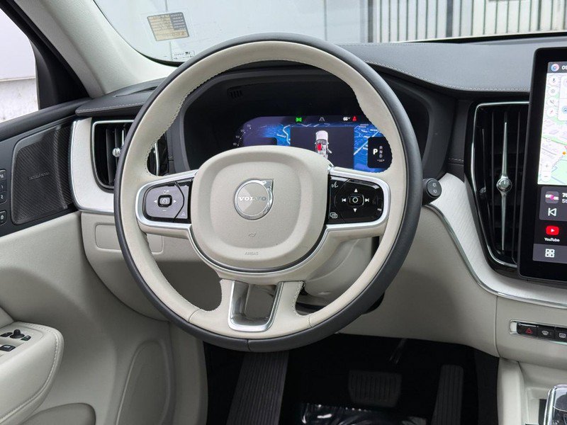 Used 2026 Volvo XC60 B5 Ultra AWD/4WD image 13