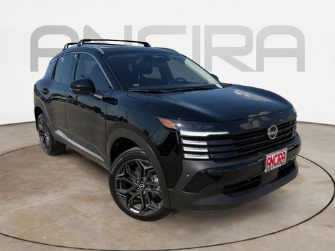 Used 2026 Nissan Kicks SR FWD image 4