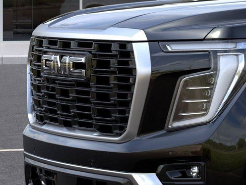 New 2026 GMC Yukon Denali w/ Sun & Power Step Package AWD/4WD image 15