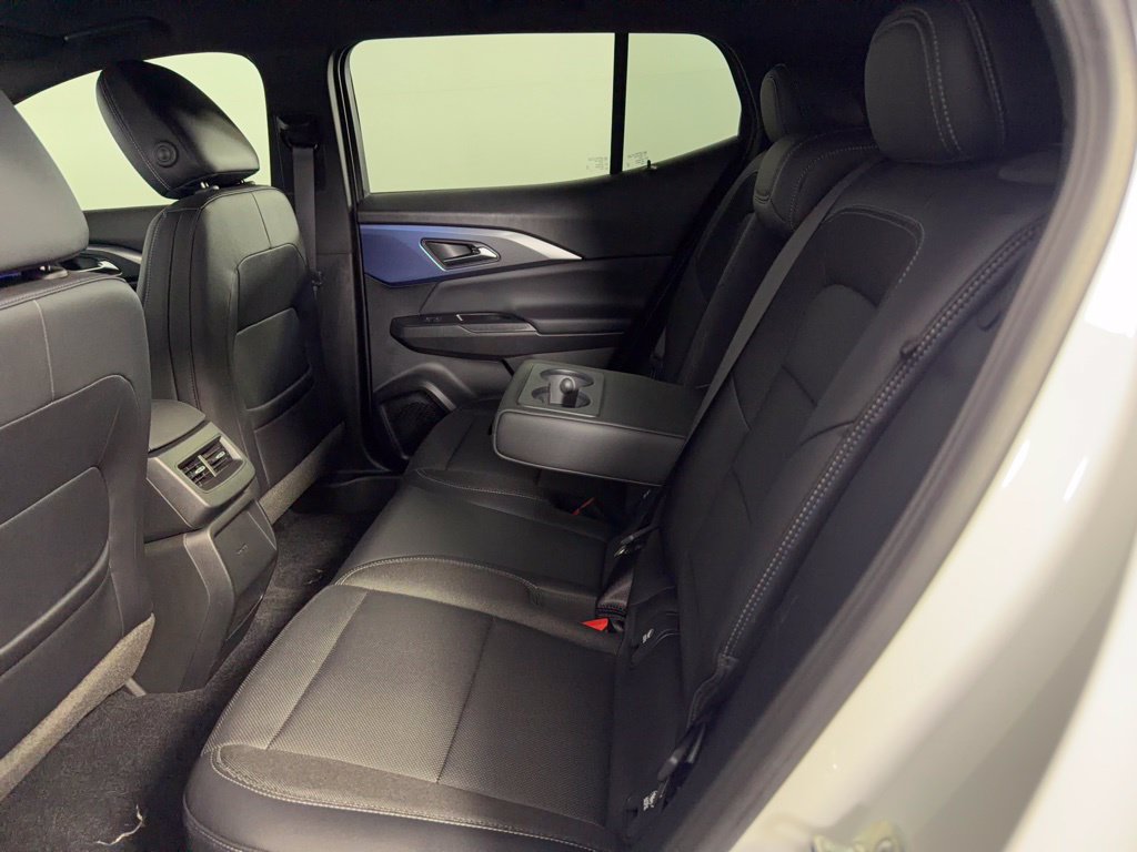 Used 2025 Chevrolet Equinox EV LT w/ Convenience Package FWD image 18