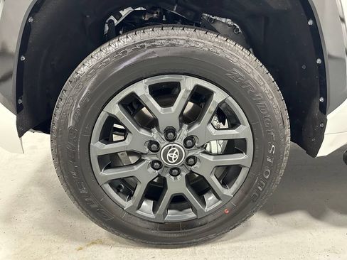Used 2026 Toyota Tundra Platinum AWD/4WD image 68