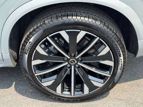 Certified 2026 Volvo XC90 B6 Ultra w/ Protection Package AWD/4WD image 7