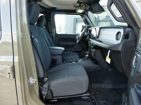 New 2026 Jeep Wrangler Unlimited Sport AWD/4WD image 10