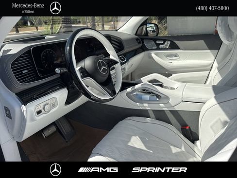New 2026 Mercedes-Benz Maybach GLS 600 4MATIC image 13