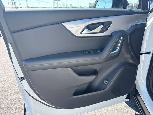 Used 2024 Chevrolet Blazer LT w/ Convenience Package FWD image 12