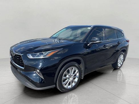 Used 2020 Toyota Highlander Limited AWD/4WD image 7