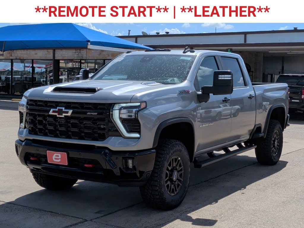 New 2026 Chevrolet Silverado 2500 ZR2 AWD/4WD image 3