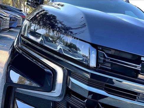 Used 2021 Chevrolet Tahoe Z71 w/ Luxury Package image 27