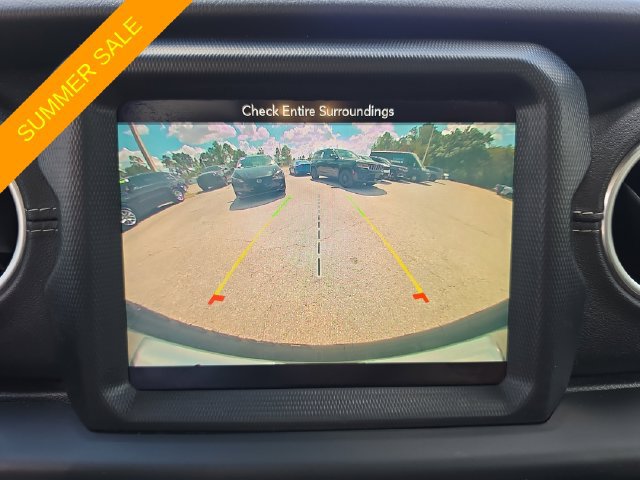 Certified 2019 Jeep Wrangler Unlimited Sahara AWD/4WD image 18