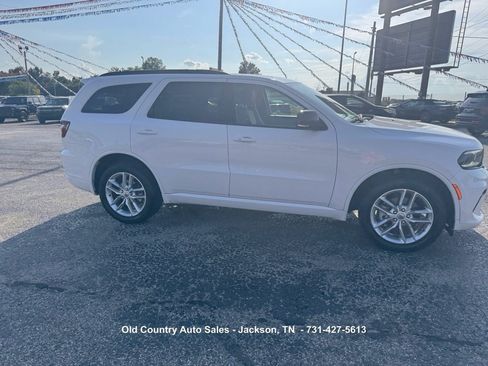 Used 2024 Dodge Durango GT AWD/4WD image 5