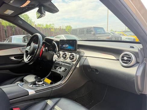 Used 2019 Mercedes-Benz C 300 4MATIC Sedan image 32