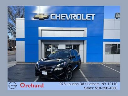 Used 2024 Nissan Rogue Platinum w/ Platinum Premium Package