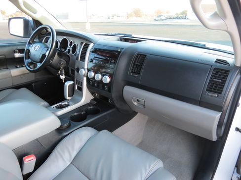 Used 2009 Toyota Tundra Limited image 34
