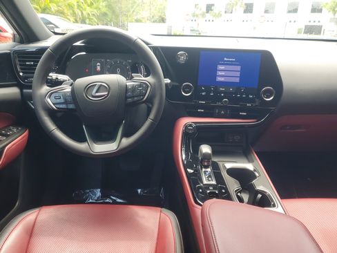 Used 2024 Lexus NX 250 FWD w/ Towing Package (2000 Lbs) image 10