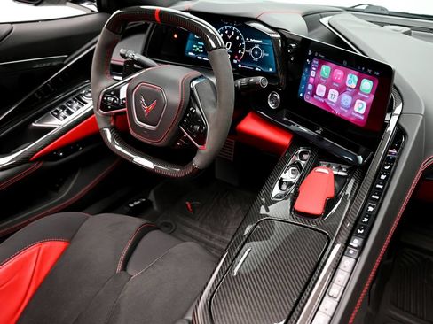 Used 2024 Chevrolet Corvette Z06 w/ Stealth Interior Trim Package RWD image 17
