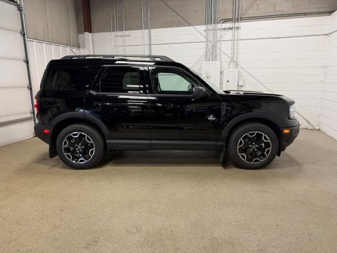Used 2025 Ford Bronco Sport Outer Banks w/ Outer Banks Tech Package+ AWD/4WD image 6
