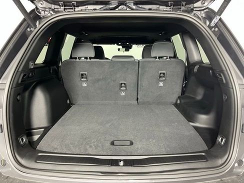 New 2025 Jeep Grand Cherokee Laredo X w/ Luxury Tech Group I image 27