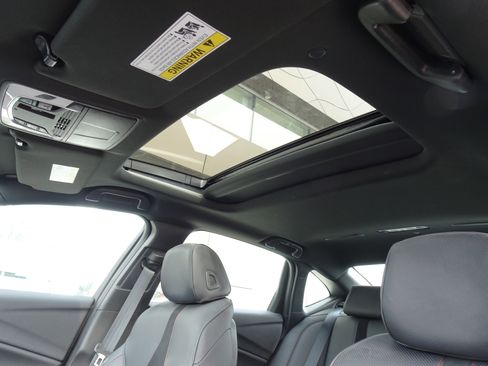 Used 2023 Acura TLX w/A-Spec Package image 11