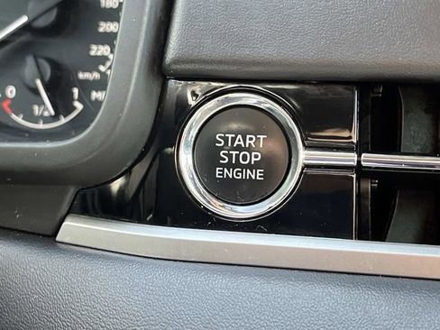 Used 2022 Mitsubishi Outlander SE AWD/4WD image 36