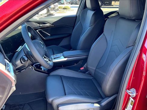 New 2026 BMW X2 xDrive28i w/ Technology Package AWD/4WD image 9