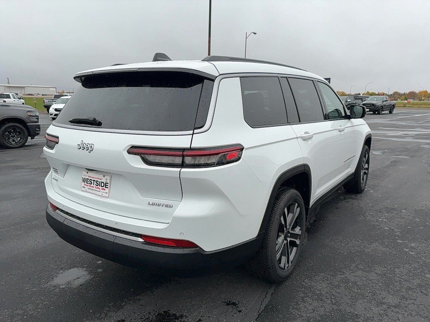 New 2027 Jeep Grand Cherokee L Limited AWD/4WD image 5