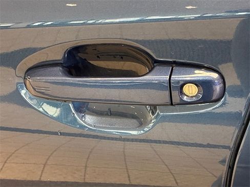 Used 2019 Subaru Ascent Limited image 10