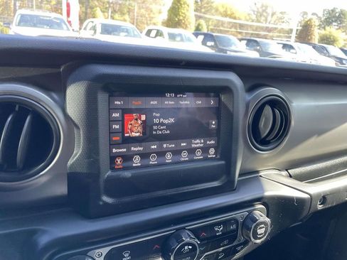 Used 2020 Jeep Wrangler Unlimited Sport S image 37