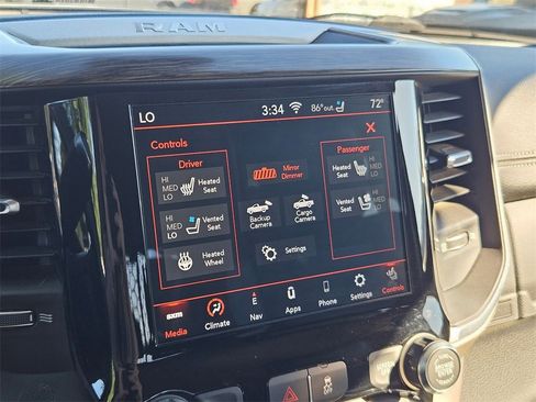 Certified 2019 RAM 3500 Laramie image 26