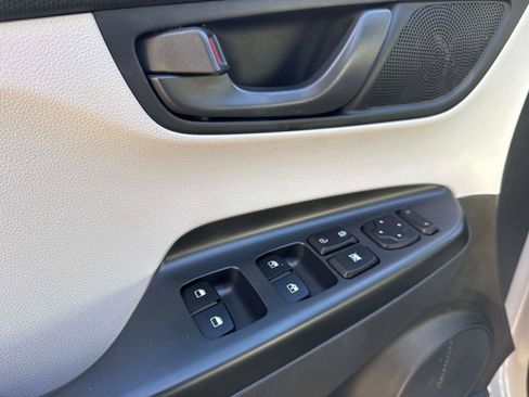 Certified 2023 Hyundai Kona SEL image 18