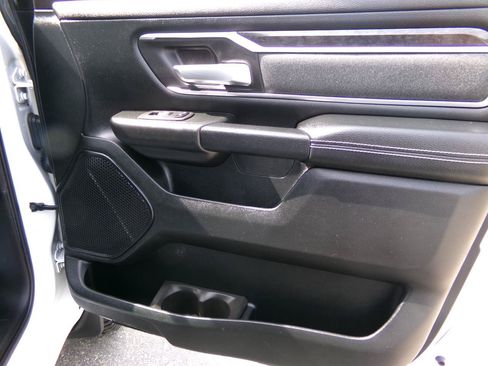 Used 2019 RAM 1500 Big Horn AWD/4WD image 30