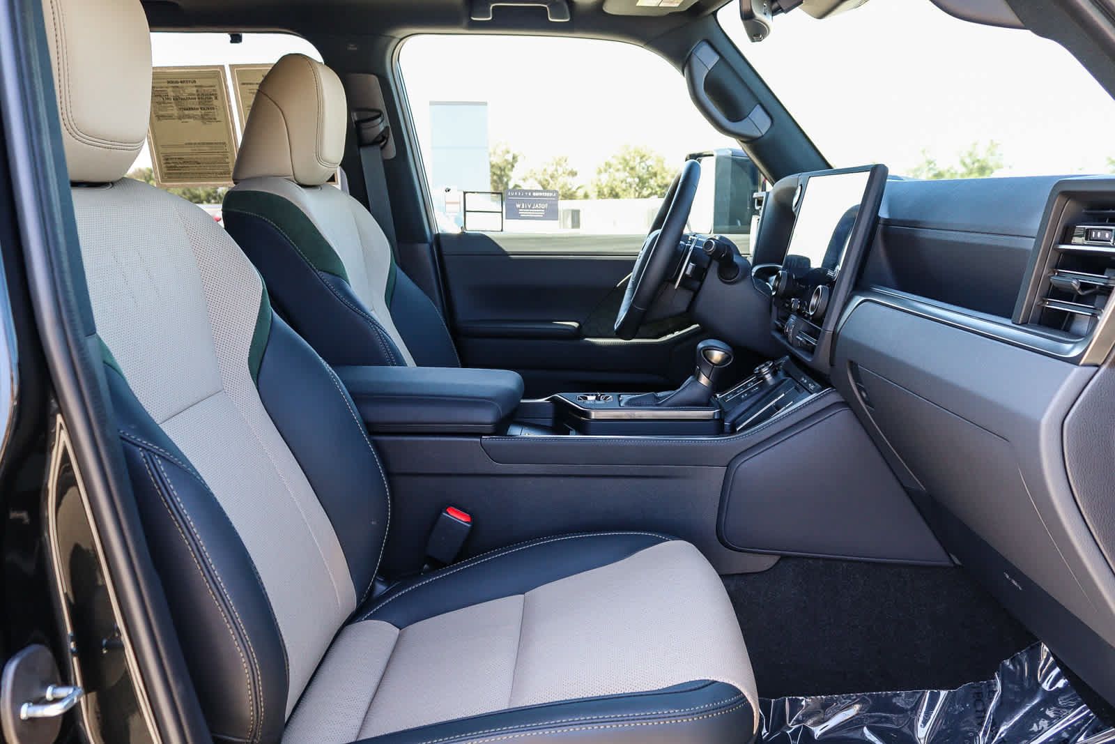 Certified 2026 Lexus GX 550 AWD/4WD image 20