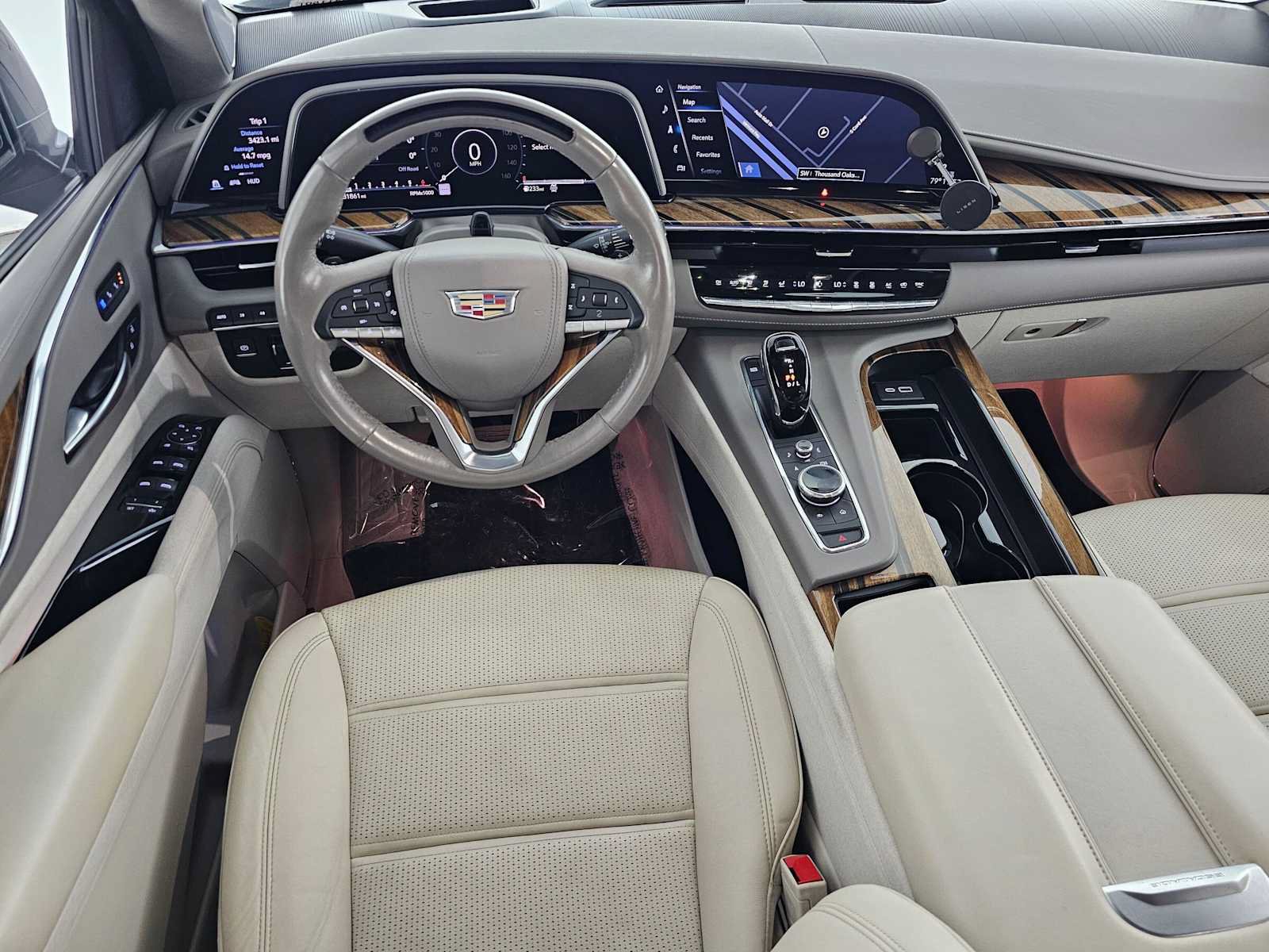 Used 2023 Cadillac Escalade Sport Platinum AWD/4WD image 21