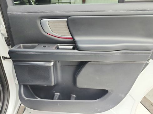 Used 2025 Ford Expedition Max Platinum image 44