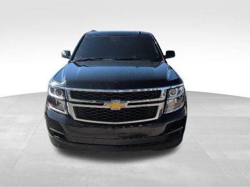 Used 2018 Chevrolet Suburban LT image 5
