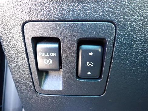 Used 2019 Ford Expedition Platinum AWD/4WD image 19