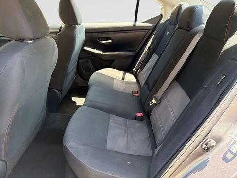 Used 2025 Nissan Sentra SR FWD image 14