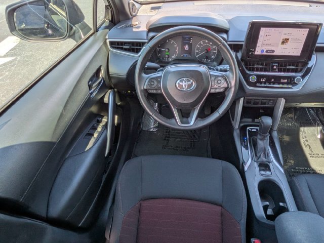Used 2024 Toyota Corolla Cross AWD Hybrid w/ Moonroof Package image 15