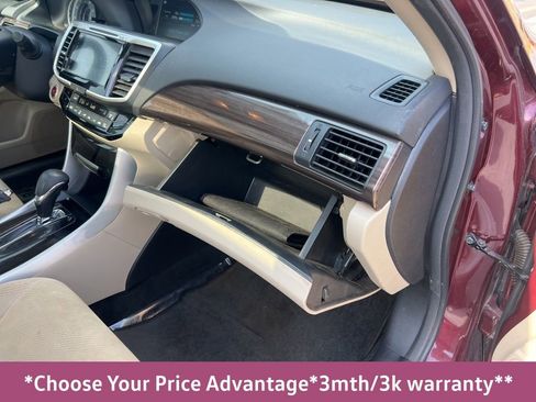 Used 2017 Honda Accord EX image 22