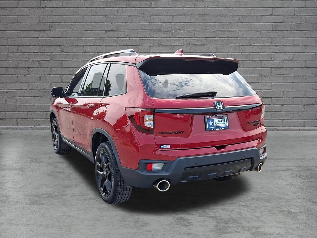 Used 2024 Honda Passport Black Edition image 9