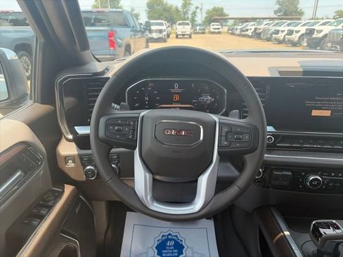 New 2026 GMC Sierra 1500 SLT w/ SLT Premium Package AWD/4WD image 15