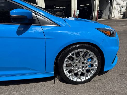Used 2017 Ford Focus RS AWD/4WD image 31