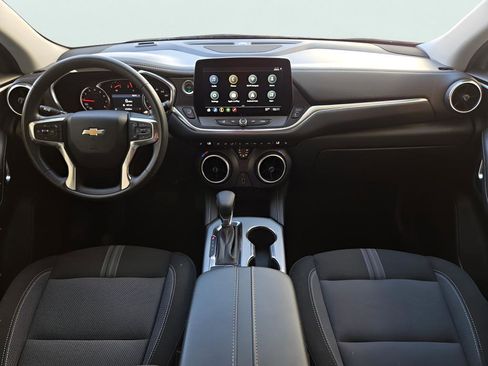 Used 2025 Chevrolet Blazer LT image 15