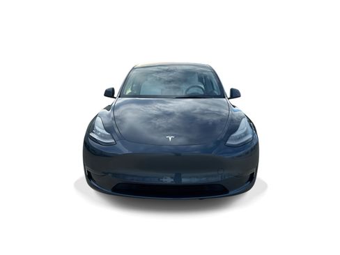 Certified 2022 Tesla Model Y Long Range AWD/4WD image 2