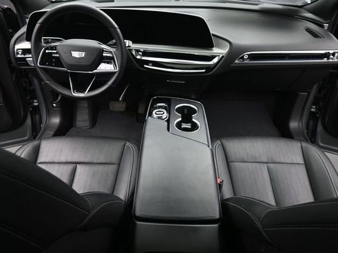 Used 2024 Cadillac Lyriq Luxury w/ LPO, Floor Liner Package image 23