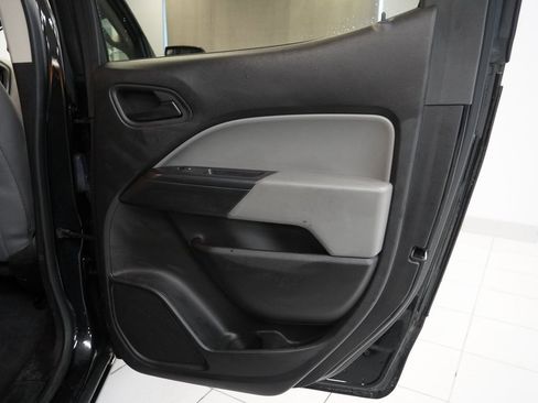 Used 2019 Chevrolet Colorado W/T w/ Custom Special Edition image 26