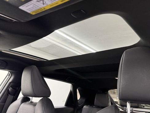 Used 2023 Toyota bZ4X Limited image 20