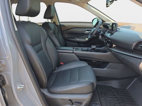 Used 2021 Nissan Rogue SL w/ Premium Package FWD image 10