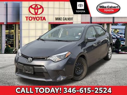 Used 2015 Toyota Corolla LE FWD image 1