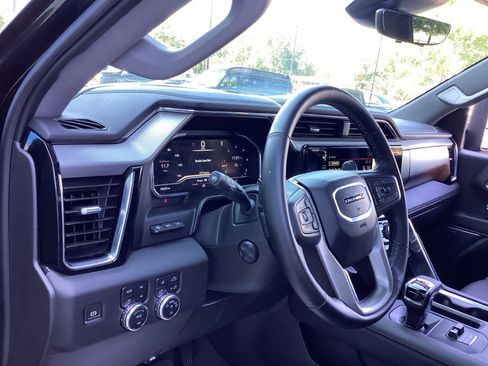 Used 2024 GMC Sierra 1500 Denali w/ Denali Reserve Package image 10
