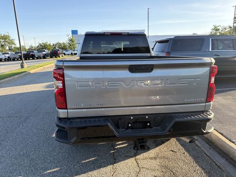Certified 2025 Chevrolet Silverado 2500 Custom w/ Custom Value Package AWD/4WD image 10